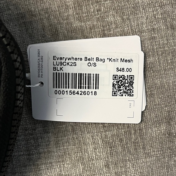 lululemon athletica Black Knit Mesh Belt Bag NEW - Picture 2 of 5